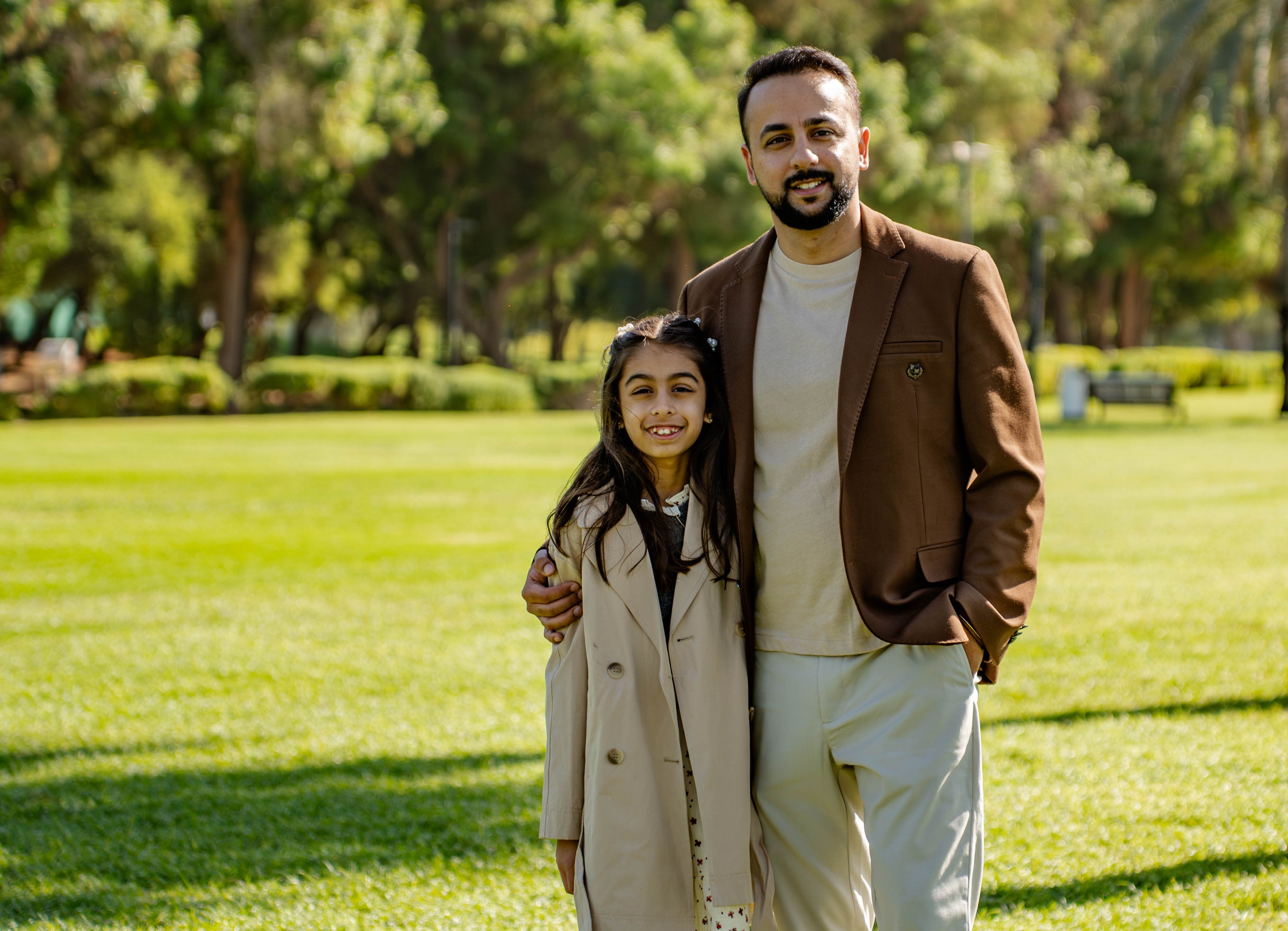 House of Duaa is a father-daughter fragrance brand blending Middle Eastern heritage scents with modern diffuser technology to create atmosphere, peace, and meaning at home.