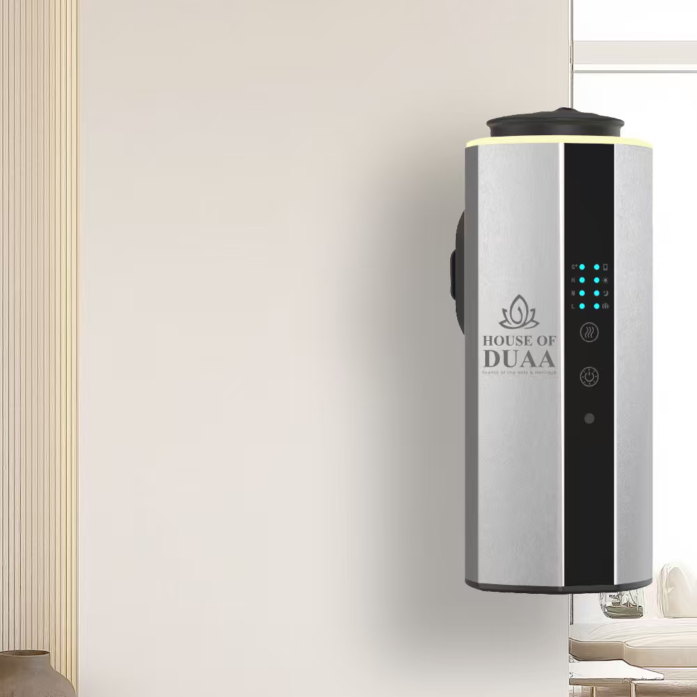 The Véra Glow Plug-In Smart Scent Diffuser Silver - House of Duaa